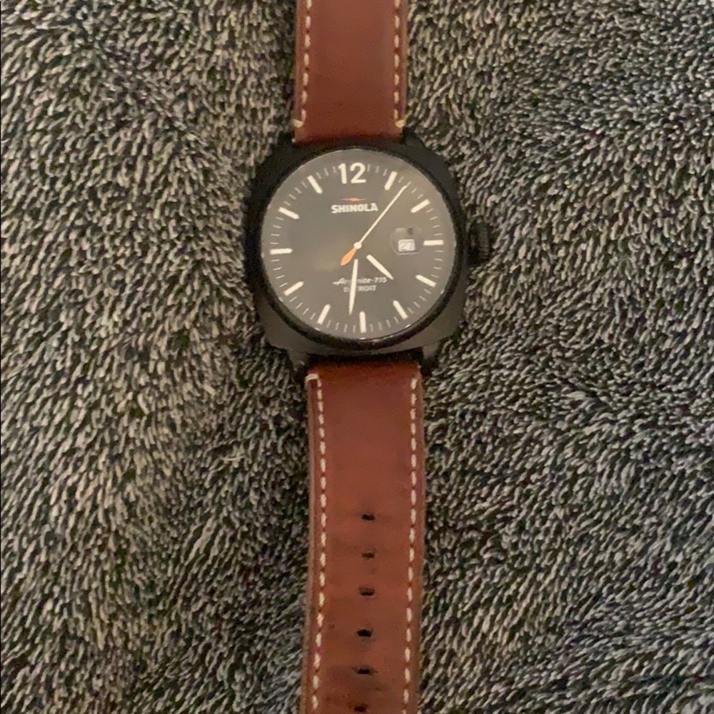 I’m selling a nice watch